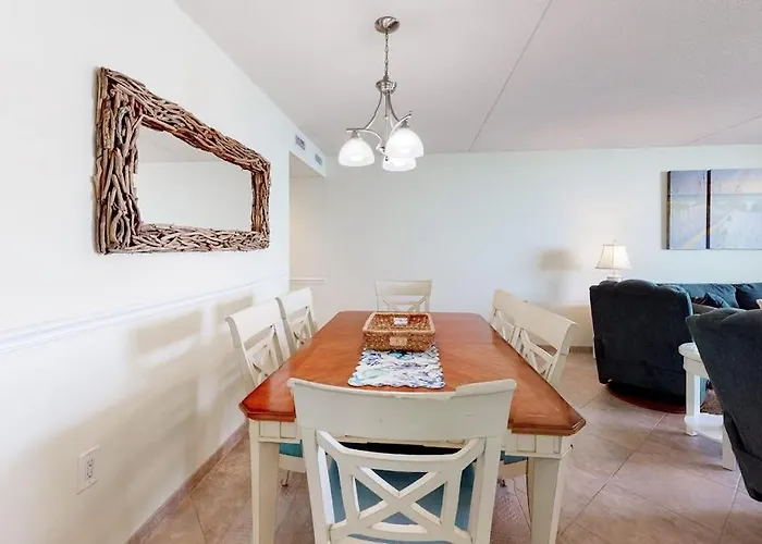 Holiday home Budget-friendly Beachfront With Balcony Pools Gym & Sauna