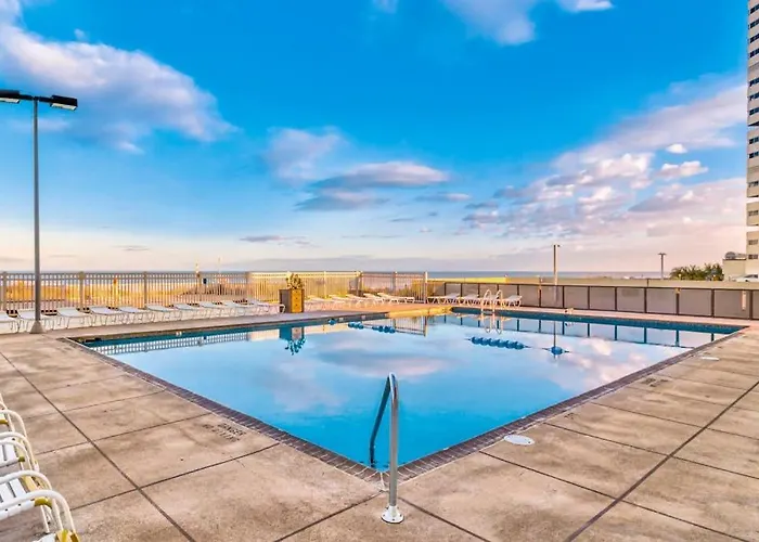 Holiday home Budget-friendly Beachfront With Balcony Pools Gym & Sauna